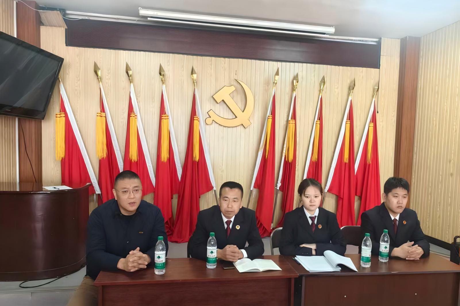 以案释法明底线 检察护航促矫正——新抚区检察院检察干警赴司法局开展社区矫正法治宣讲活动